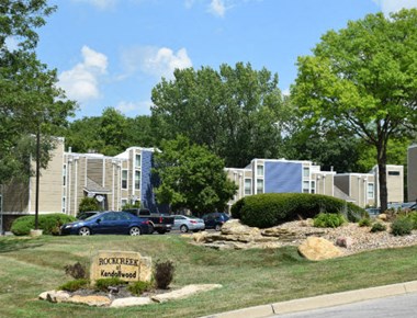 2813 A NE Kendallwood Parkway 1-2 Beds Apartment for Rent Photo Gallery 1